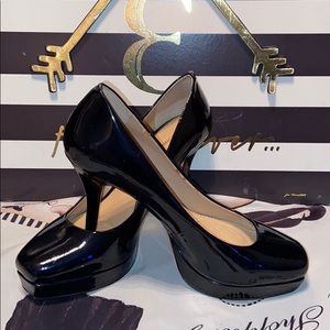 Antonio Melani black patent leather  heels